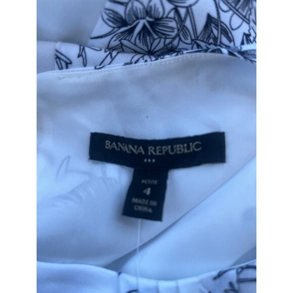Banana Republic Shift Dress Sz 4P Monochrome Office Botanical Pleated Minimalist - Picture 11 of 14